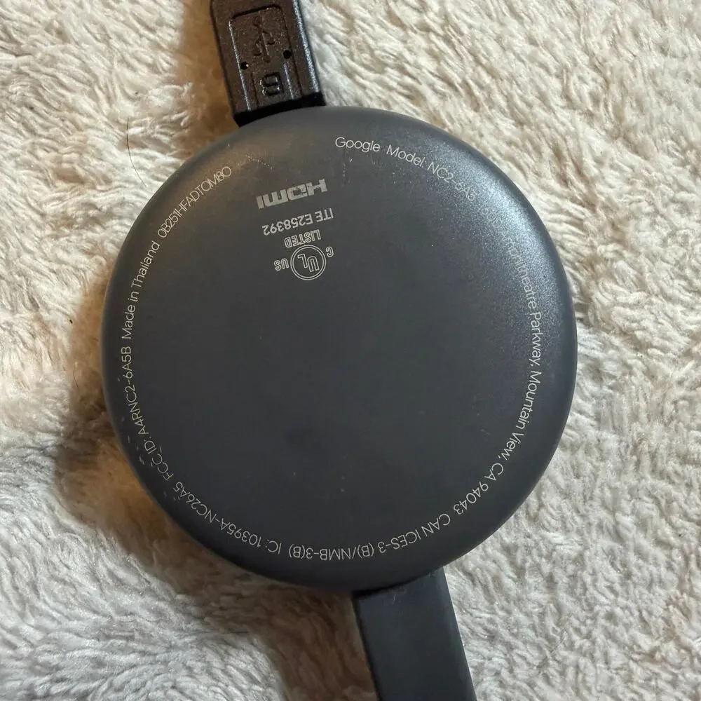 Google Chromecast 3rd Generation NC2 6A5 Charcoal HDMI Media Streamer TV gadget